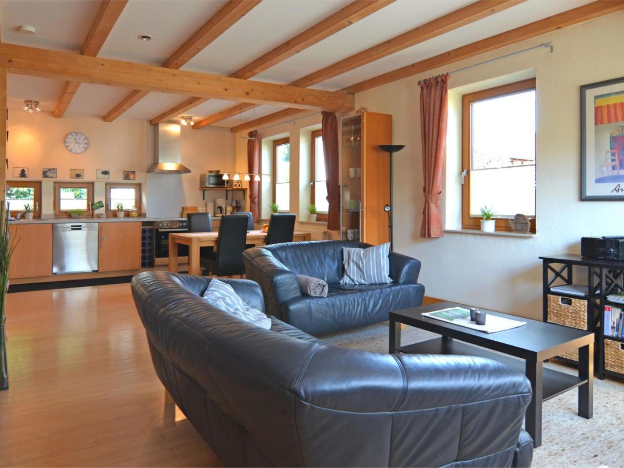 Apartment In Eslohe With Terrace Ngoại thất bức ảnh